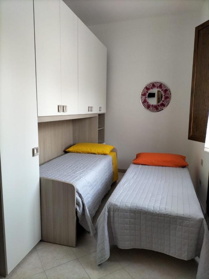 Rosa'S Apartment With Terrace Cagliari Dış mekan fotoğraf
