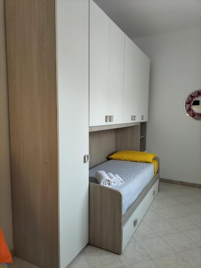 Rosa'S Apartment With Terrace Cagliari Dış mekan fotoğraf