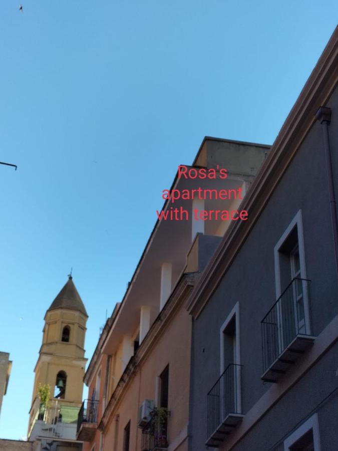 Rosa'S Apartment With Terrace Cagliari Dış mekan fotoğraf